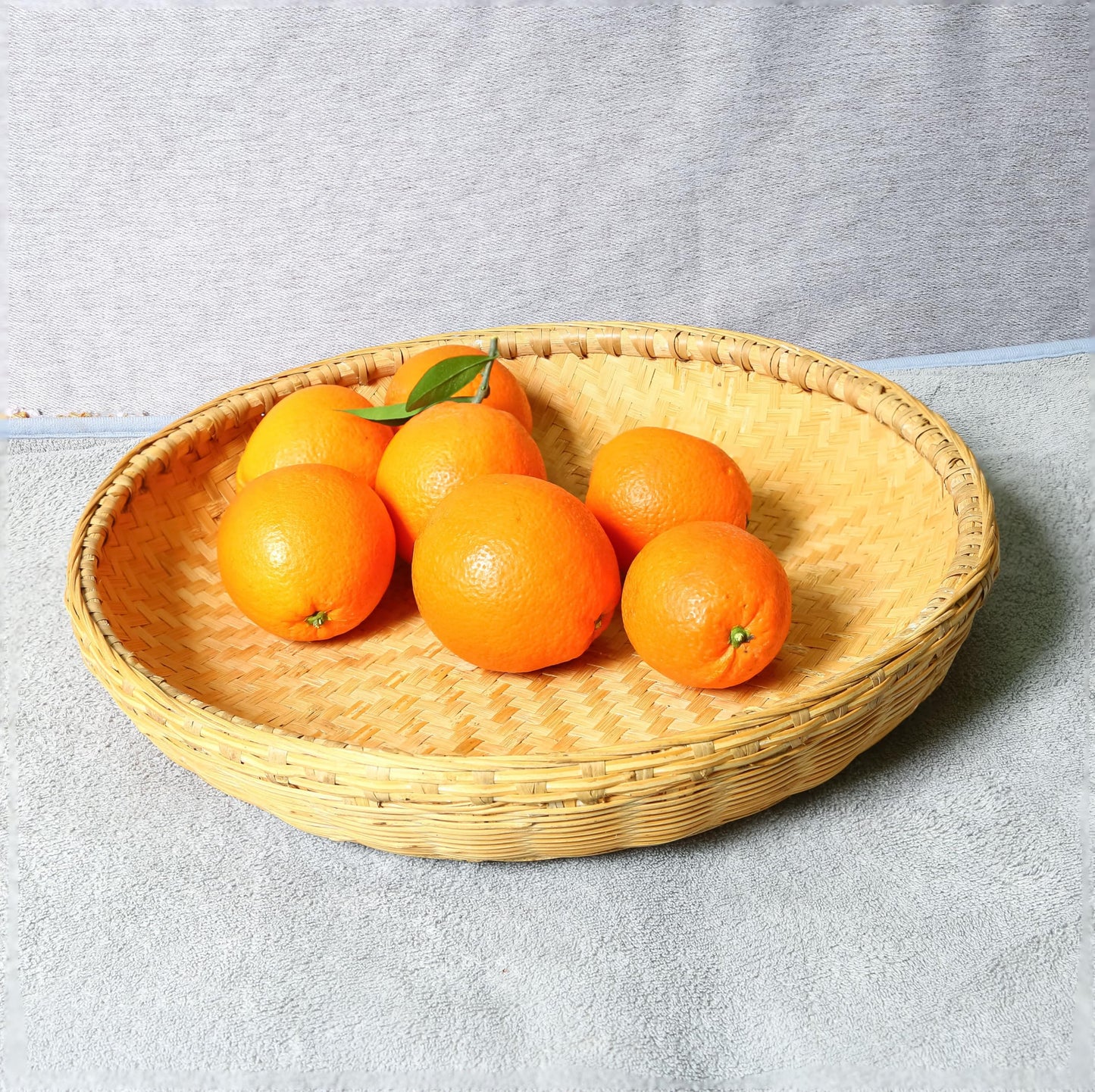 Bamboo basket，Food Flatware trays，Bamboo and Rattan Fruit and Vegetable Basket with Flat Bottom,For Table, Kitchen,Outdoor Gathering and Dining Room Service or Decoration 2 Piece Set