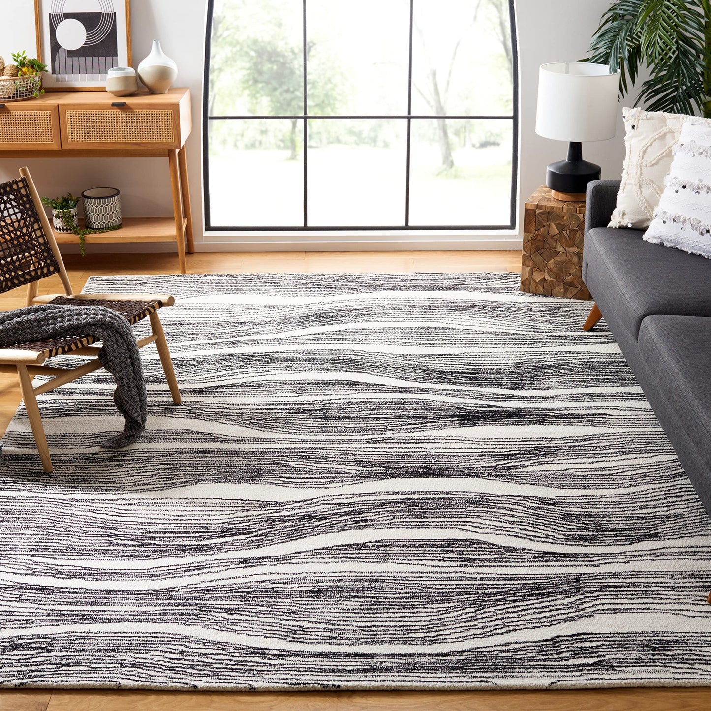 SAFAVIEH Metro Collection 8' x 10' IvoryBlack MET995B Handmade Premium Wool Living Room Dining Bedroom Area Rug