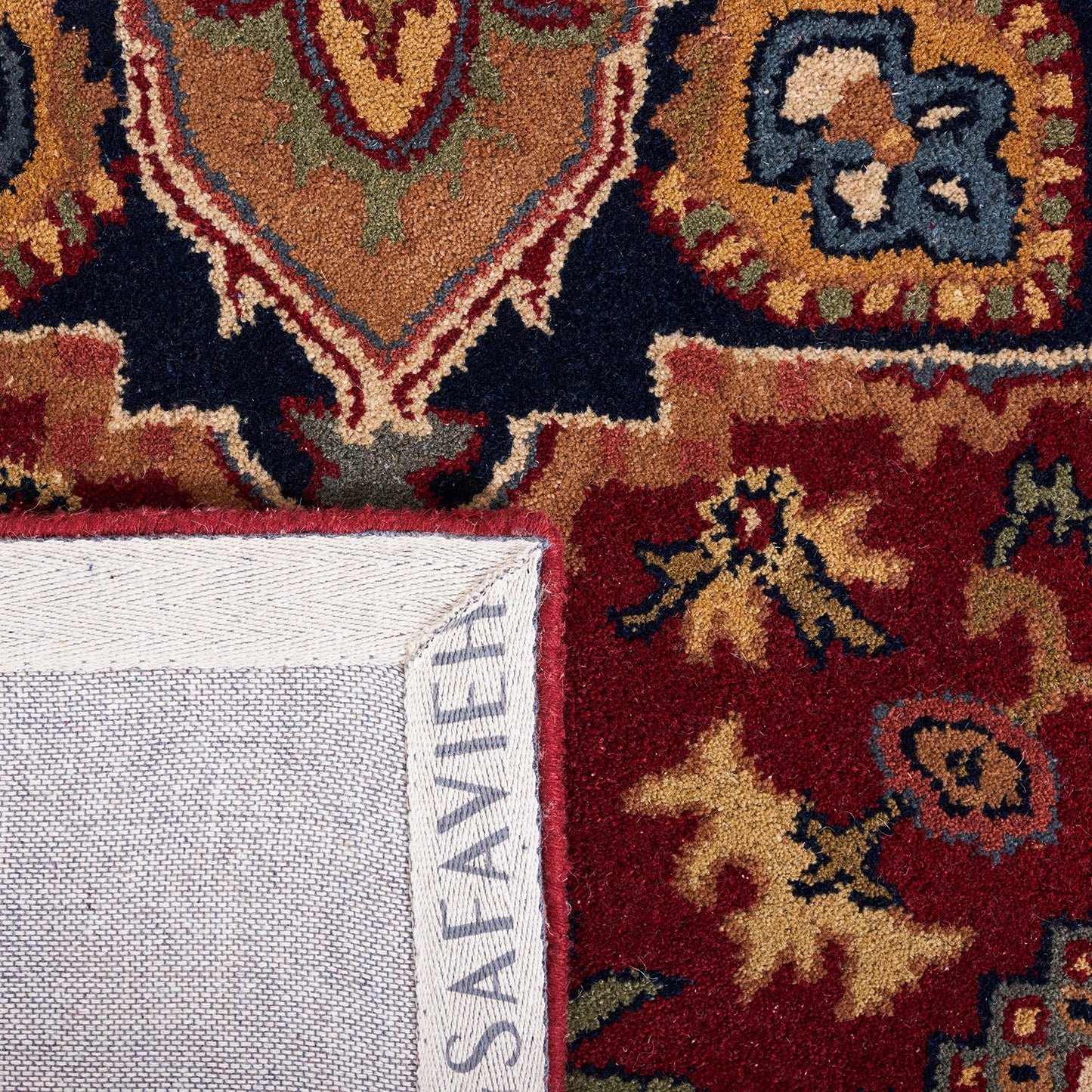 SAFAVIEH Heritage Collection Area Rug - 8' Square, Red, Handmade Wool, Traditional Oriental Medallion Design, Ideal for Living Room, Bedroom, Dining Space (HG625A)