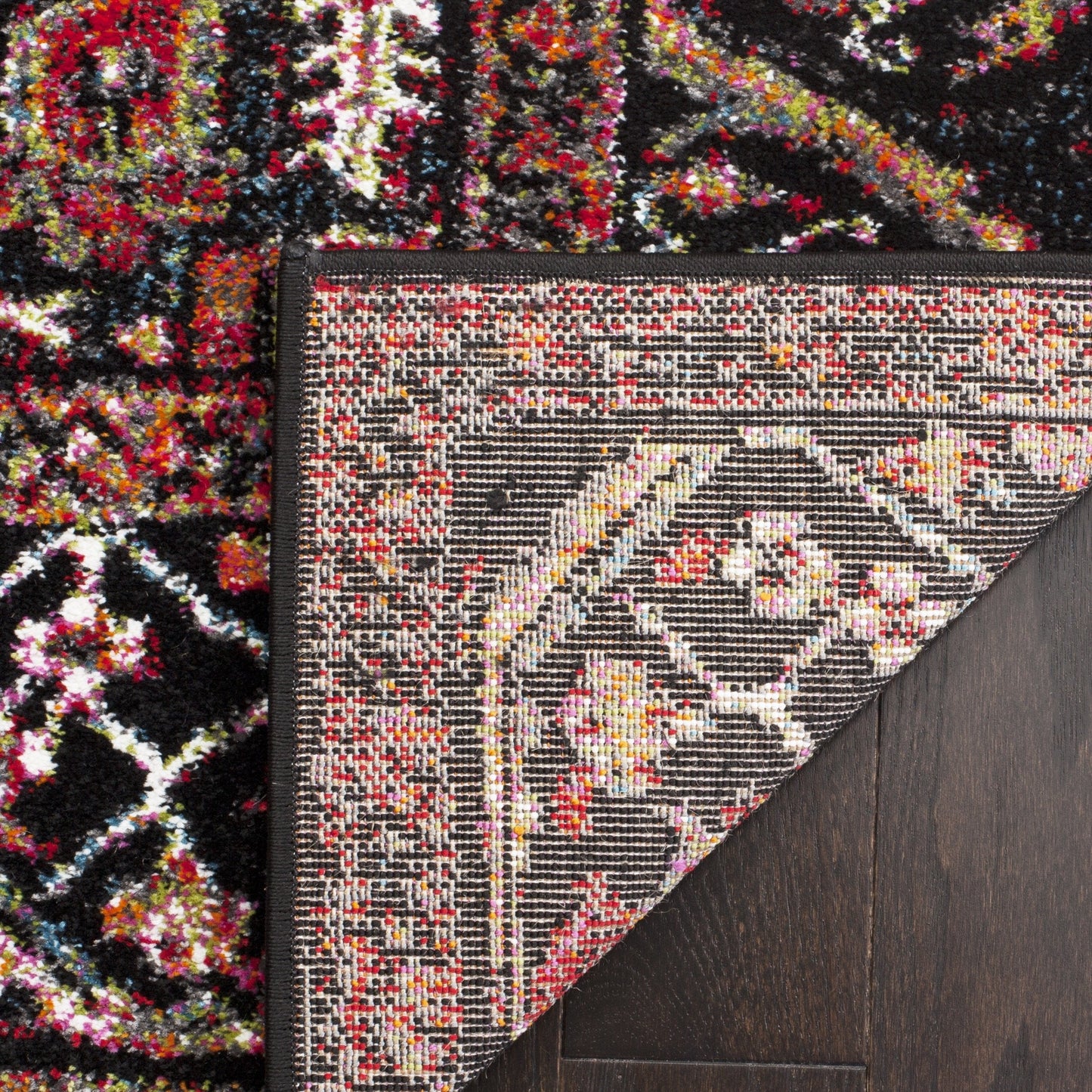 SAFAVIEH Vintage Hamadan Collection Area Rug - 9' x 12', Red & Multi, Oriental Traditional Persian Design, Non-Shedding & Easy Care, Ideal for High Traffic Areas in Living Room, Bedroom (VTH215A)